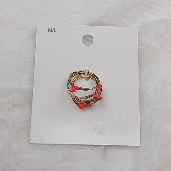 3/$12 H&M | Gold Rings Pink Beads 5 Ring Set | Size M/L - Picture 2 of 5